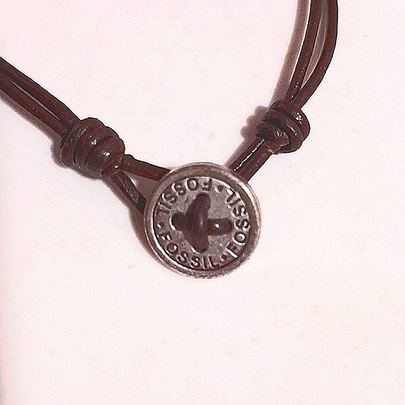 FOSSIL Rheinstone/leather cord bracelet. 💝 - Picture 3 of 6